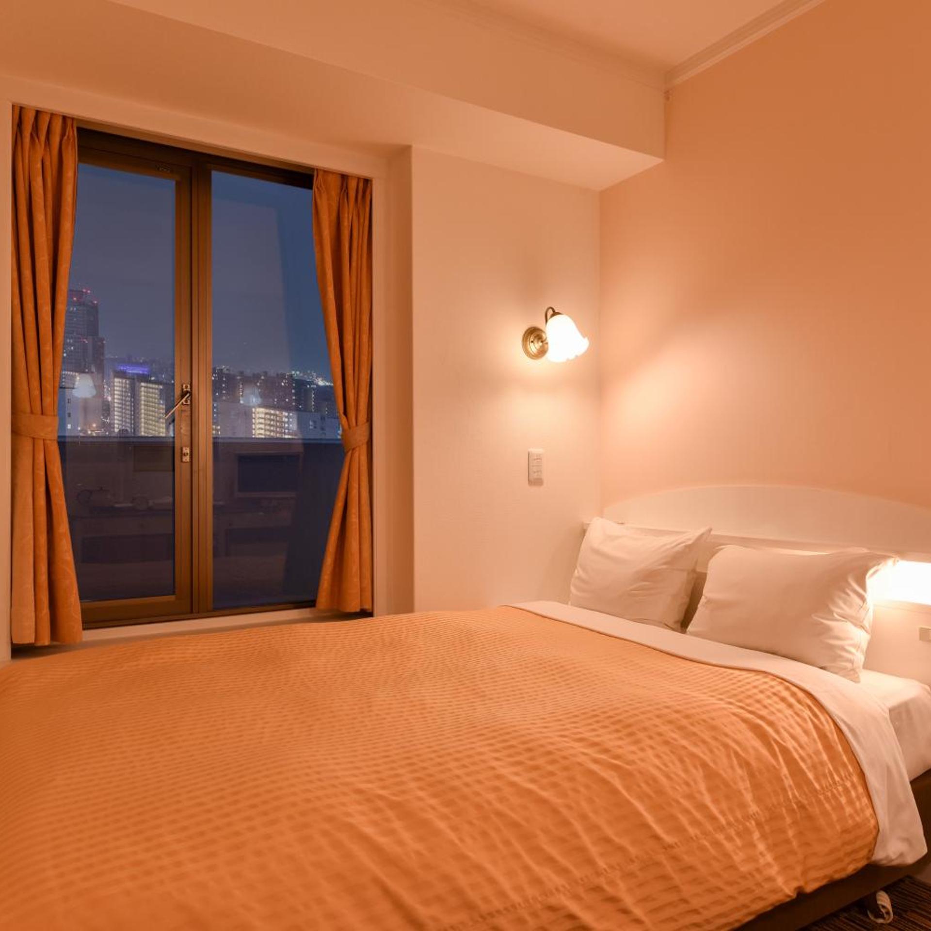 Semi Room, Semi Double Bed