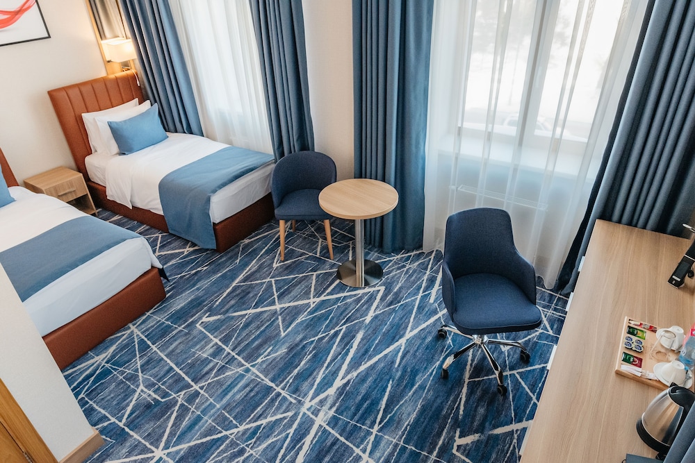 Ramada by Wyndham Astana 11/50