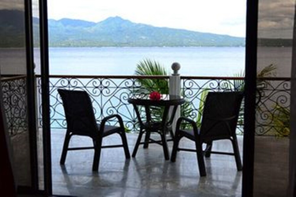 Eden Resort 34/45