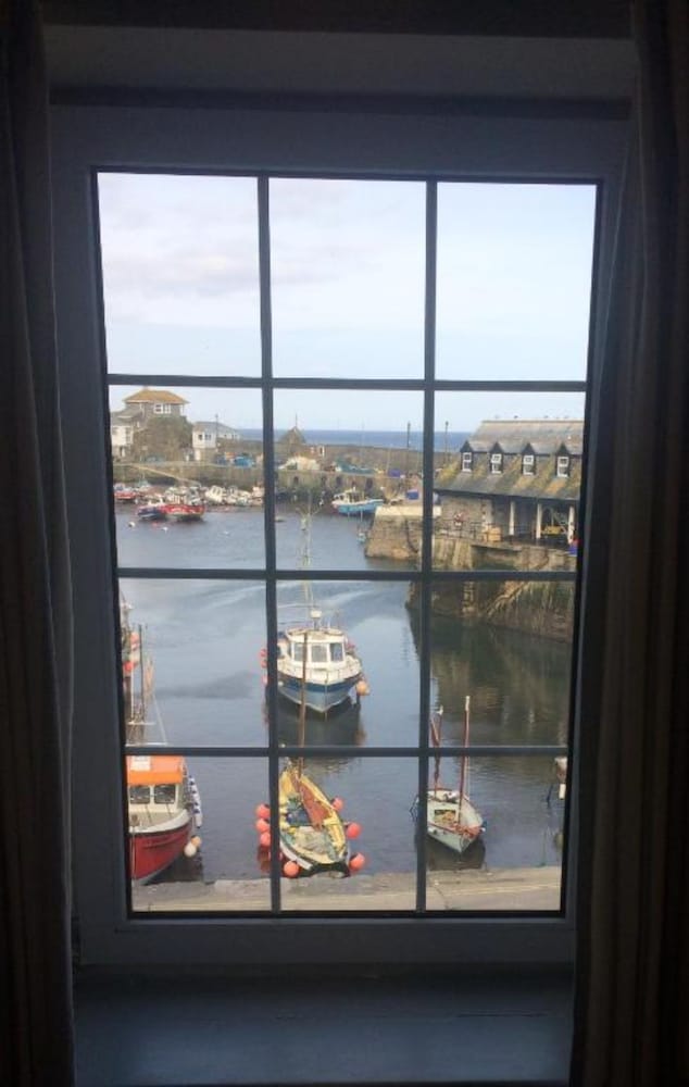 The Wheelhouse Guesthouse 18/38