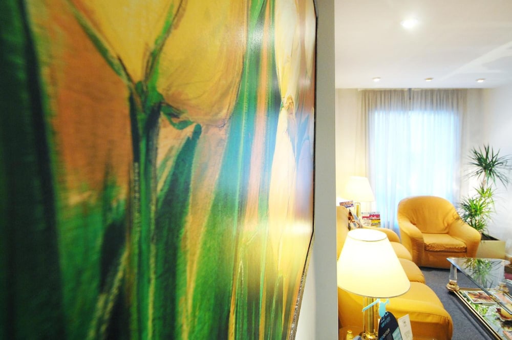 Bonanova Suite 40/58