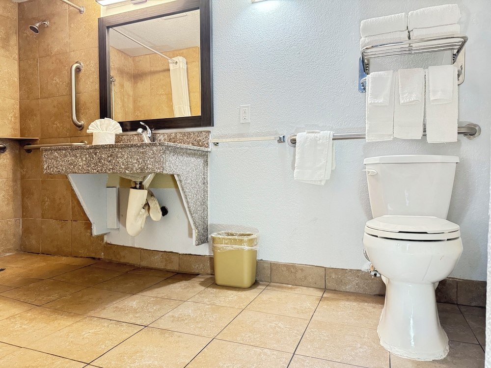 Masters Inn Tucker 50/51