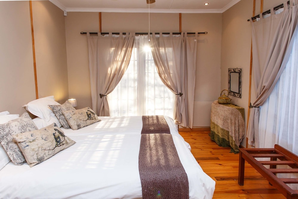Afsigned on Arrival, House, 2 Double Beds