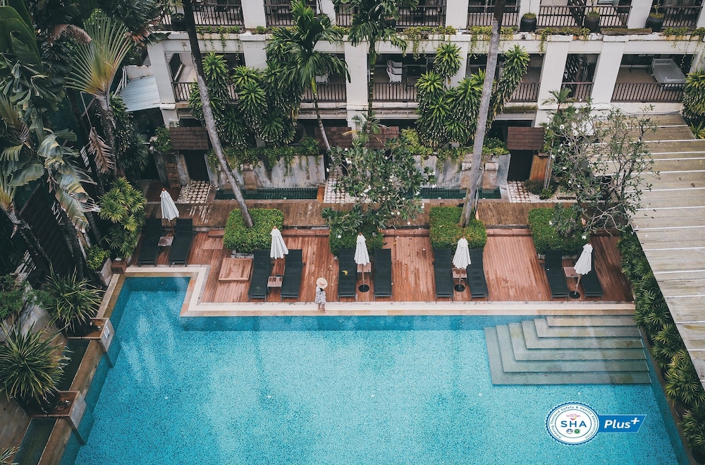 Burasari Phuket 4/77
