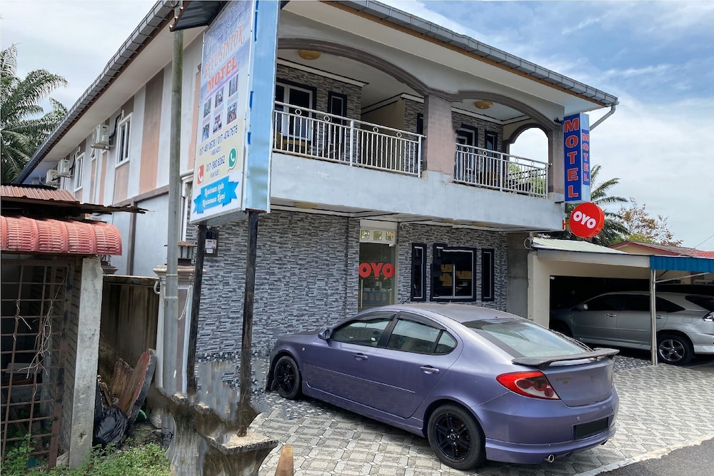 OYO 90205 Bayu Sintok Motel 13/15