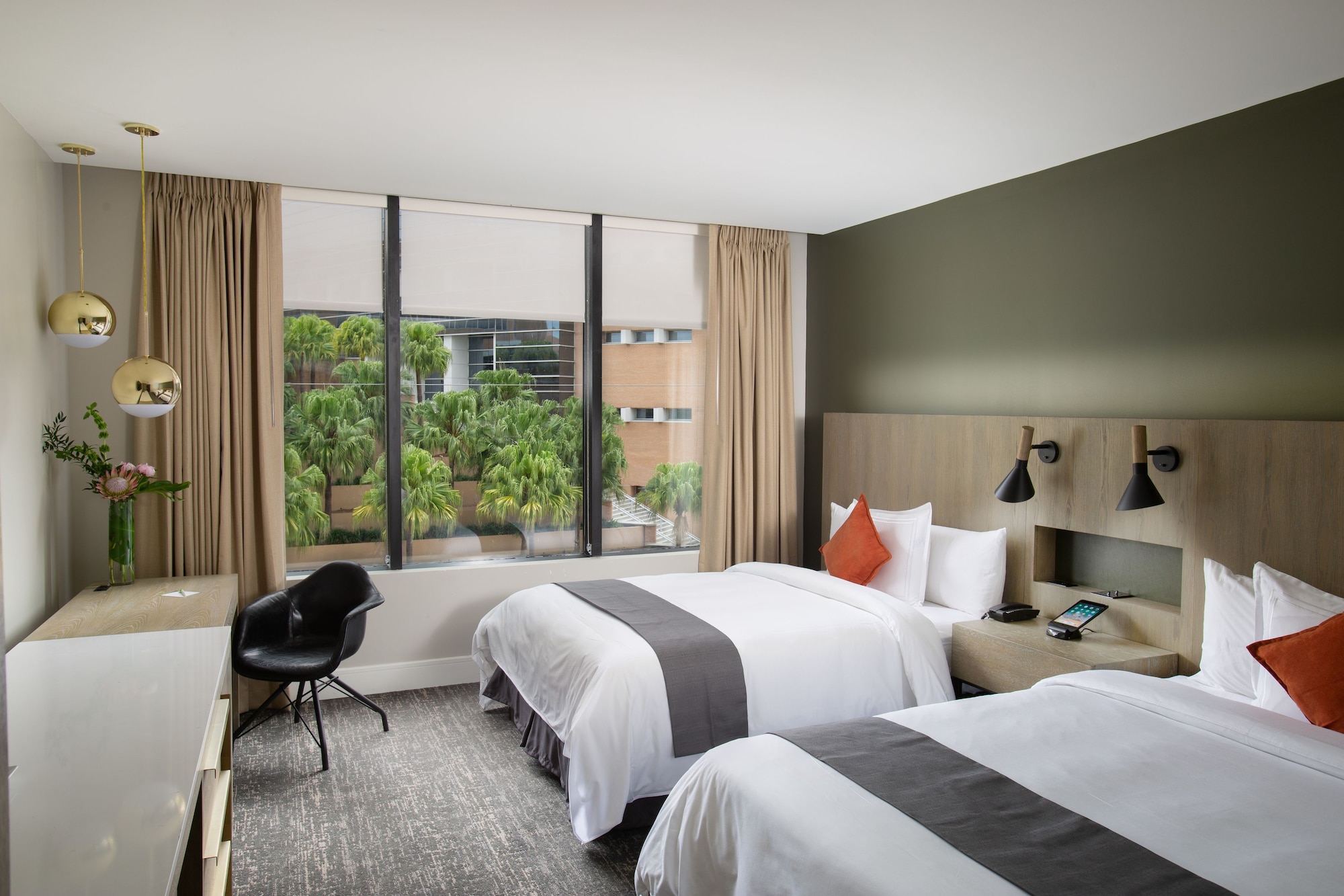 PLUSH ROOM, DELUXE, 2 QUEEN BEDS, ACCESSIBLE