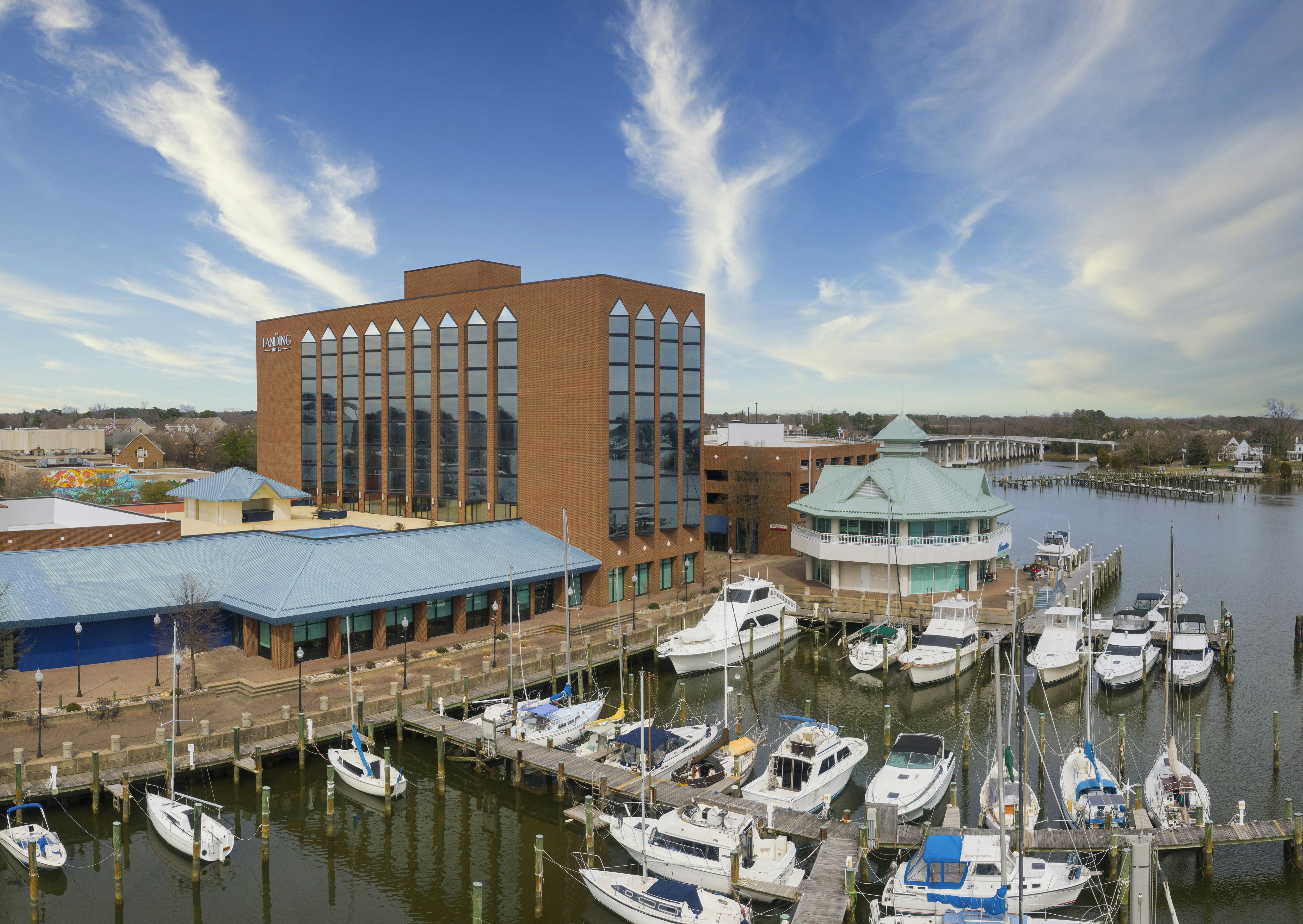 The Landing At Hampton Marina Tapestry Collection By Hilton 48/48