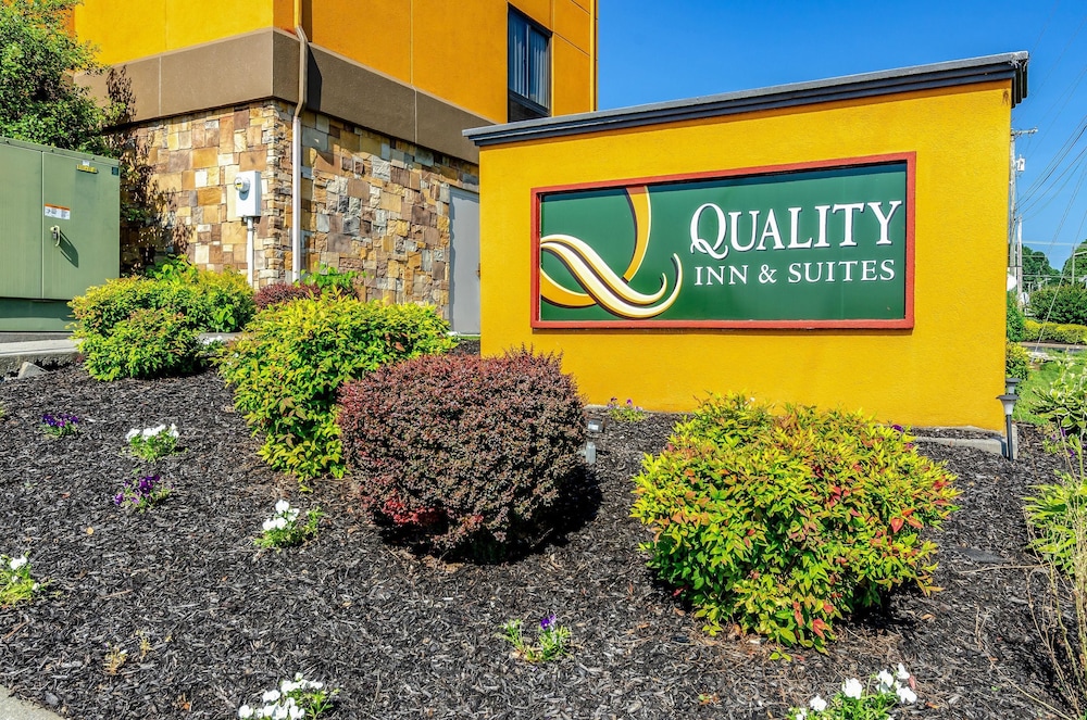 Quality Inn & Suites Abingdon, VA 6/40