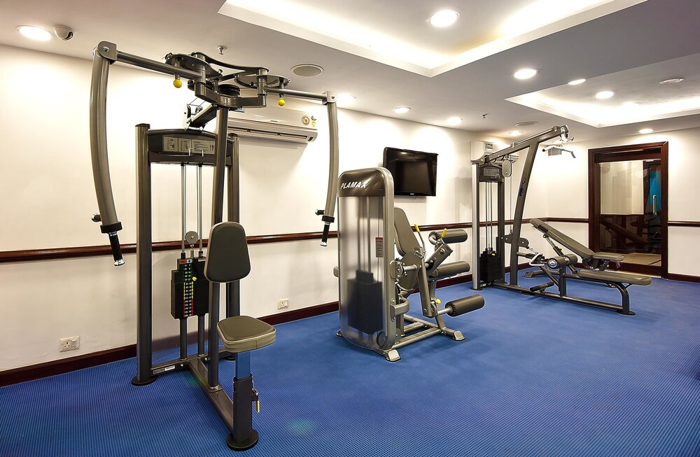 The Golden Plaza Hotel Spa 15/35