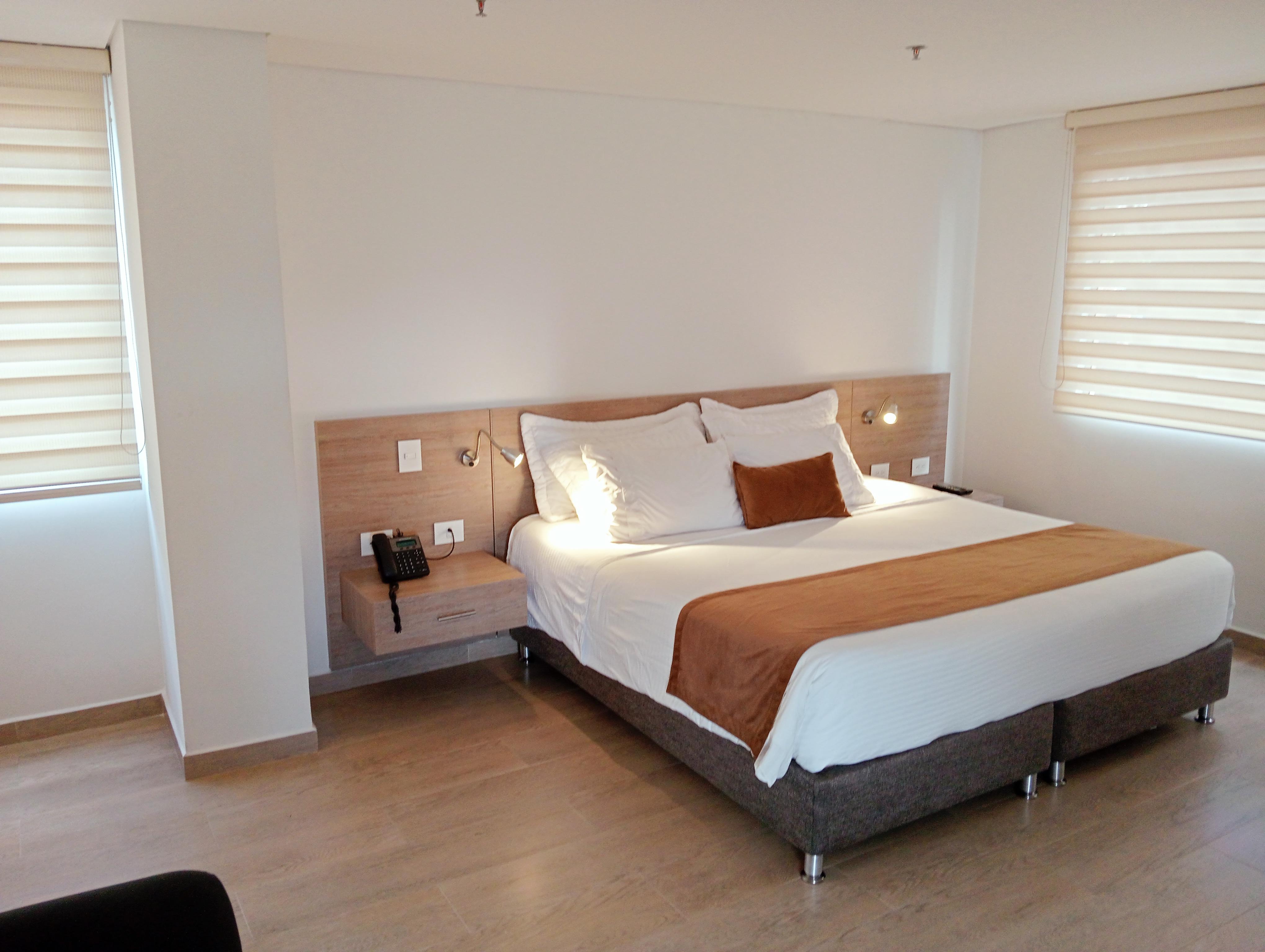 Luxury, Suite, Street View