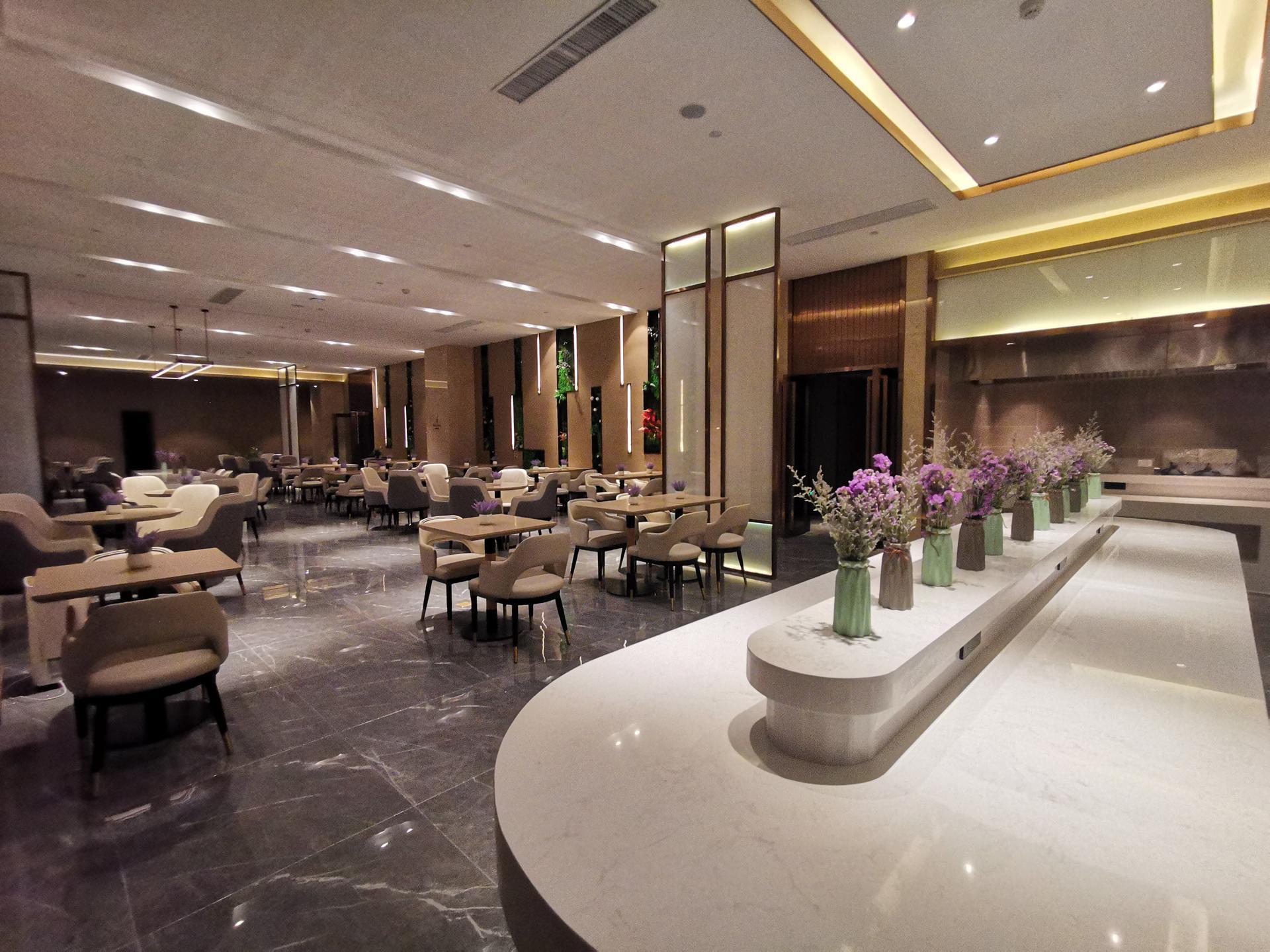 Lavande Hotel (Wuxi East Railway Station) 67/70