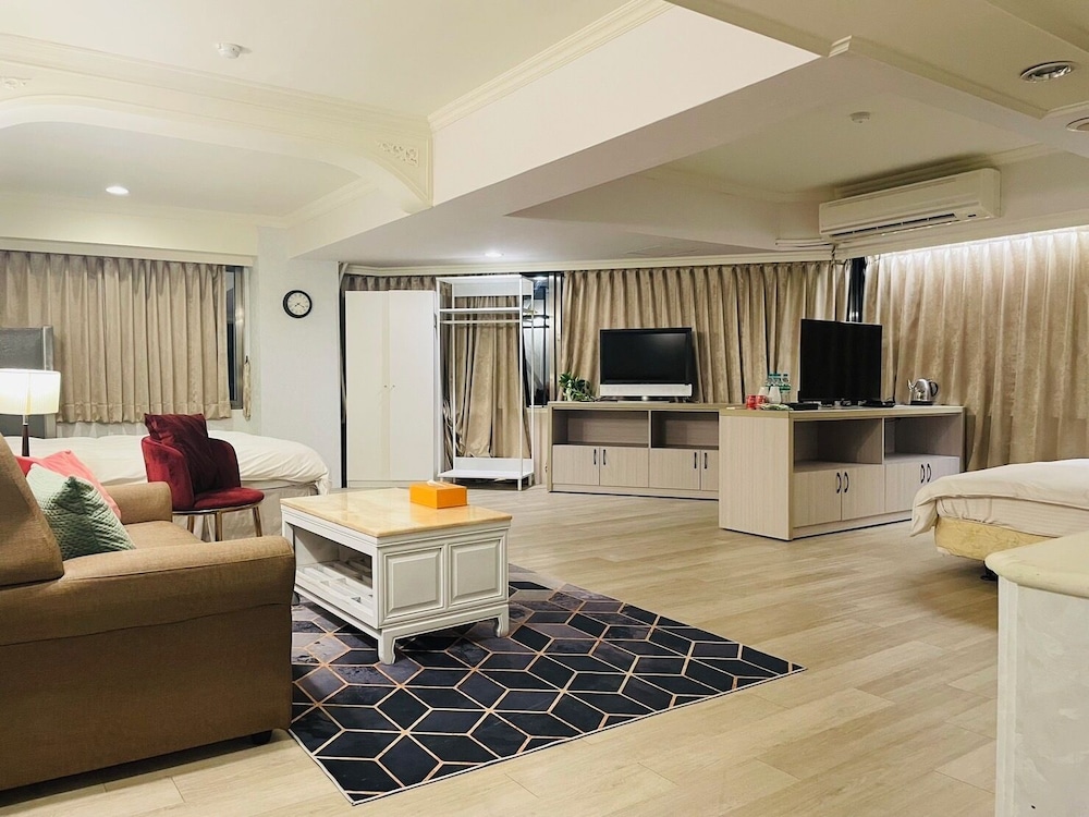 Felicity Business Hotel 45/55
