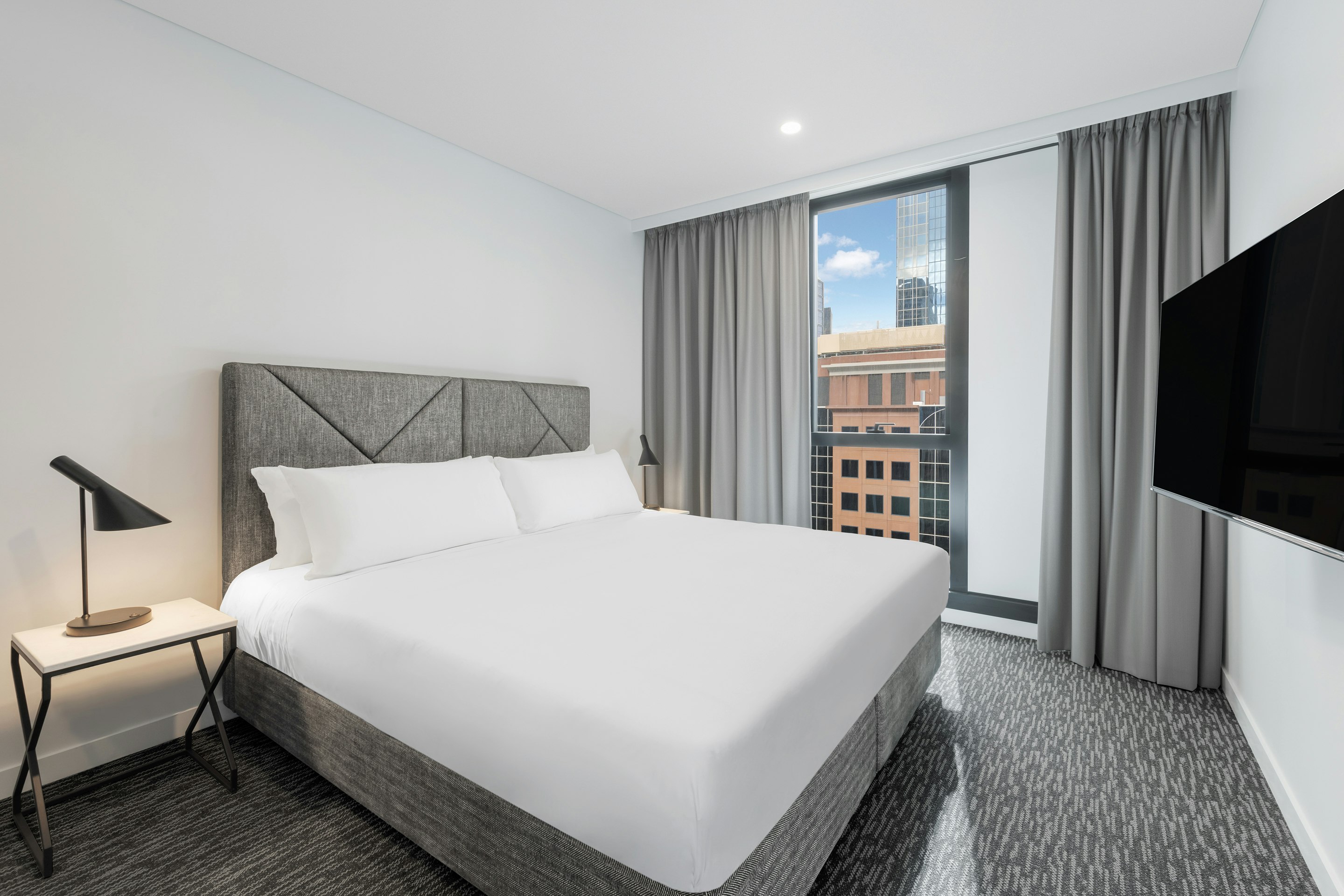 Meriton Suites Melbourne 11/50