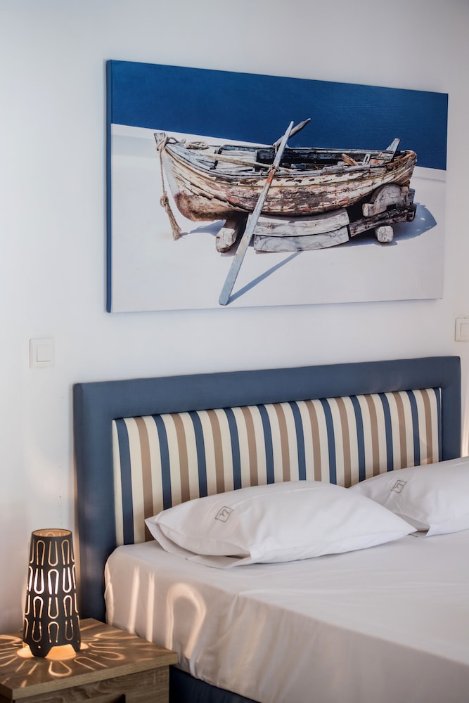 Ilianthos Apartments And Studios 8/50