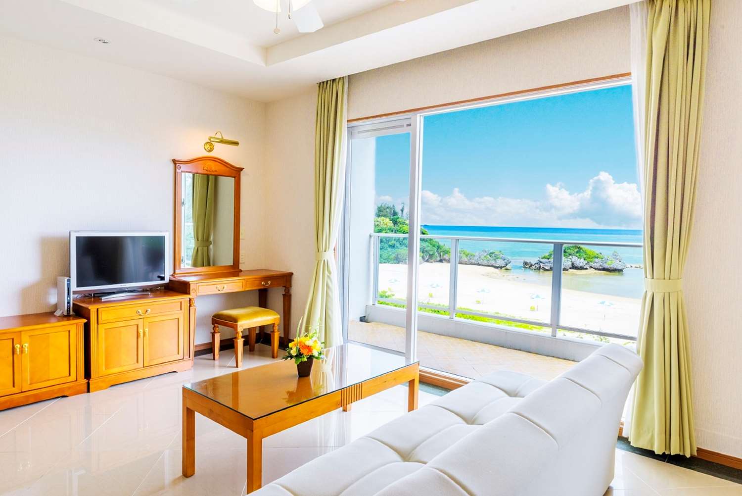 Best Western Okinawa Onna Beach 6/36