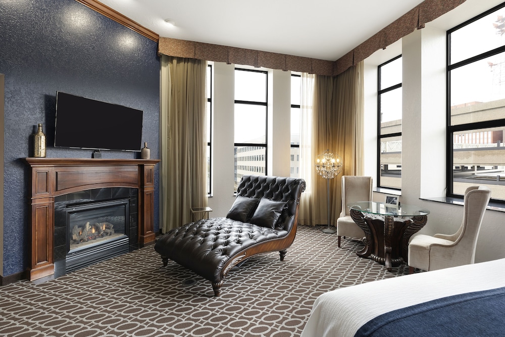 Des Lux Hotel 44/62