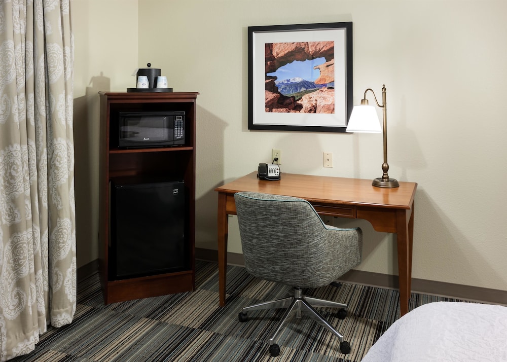 Hampton Inn & Suites Colorado Springs/I-25 South 49/62