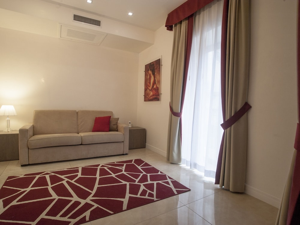 Hotel San Pietro 55/79