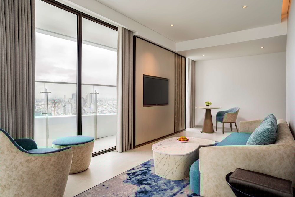 Radisson Hotel Danang 50/72