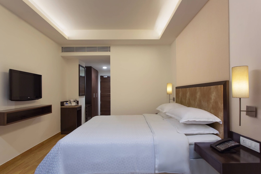 FOUR POINTS BY SHERATON VADODARA 6/22
