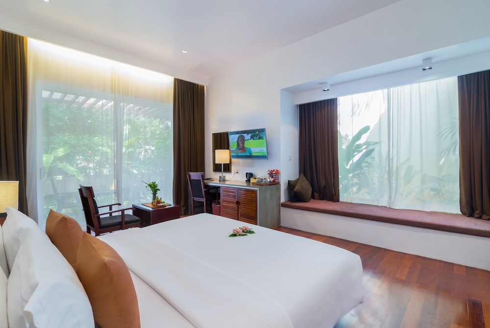 LYNNAYA URBAN RIVER RESORT 34/69