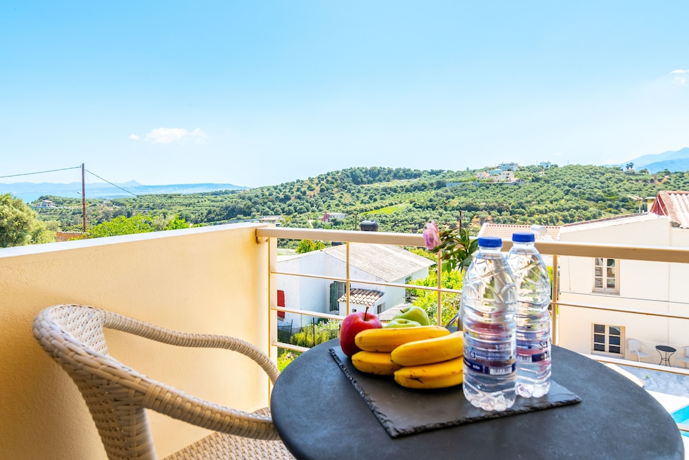 Orestis Hotel 45/56