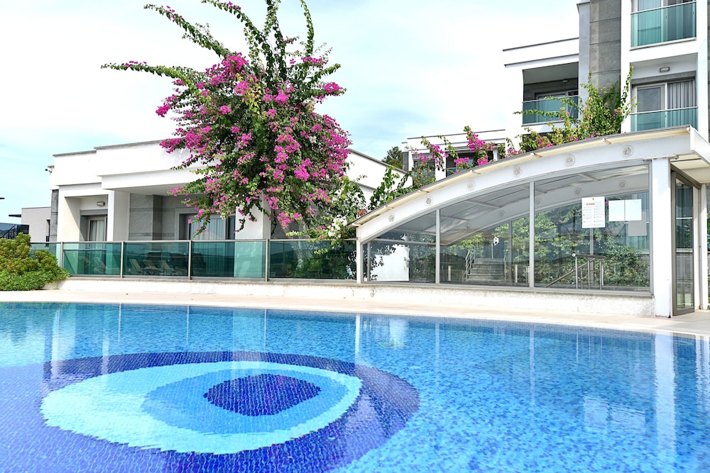 Royal Palm Residence 30/36