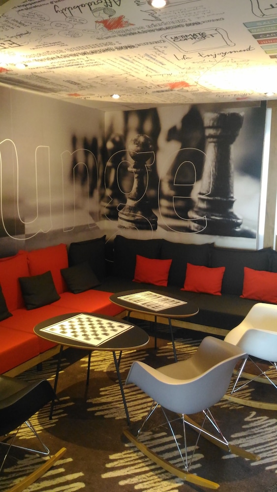 IBIS CHALON SUR SAONE NORD 54/67