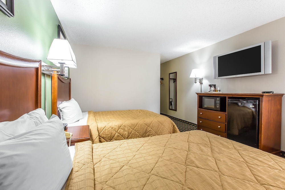 Quality Inn Homewood Birmingham I-65 12/34