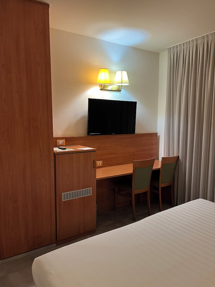 STANDARD, SINGLE, DOUBLE BED