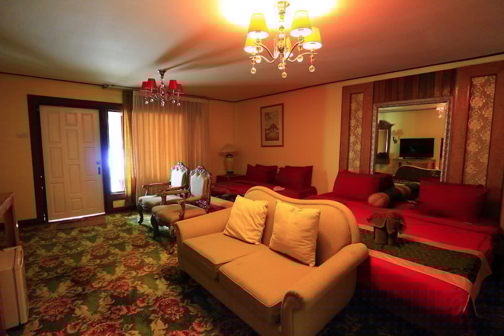 White Sand Beach Resort 38/74