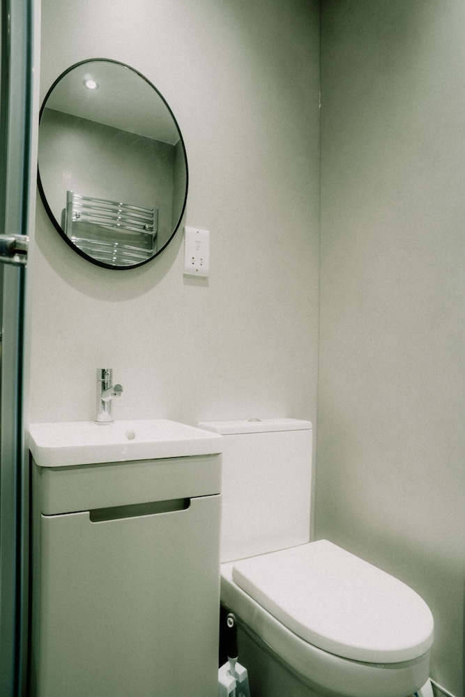 Inverness City Rooms 41/43
