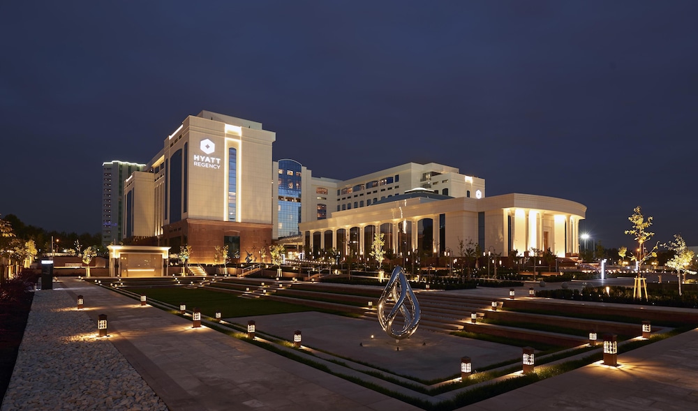 Hyatt Regency Tashkent 67/72