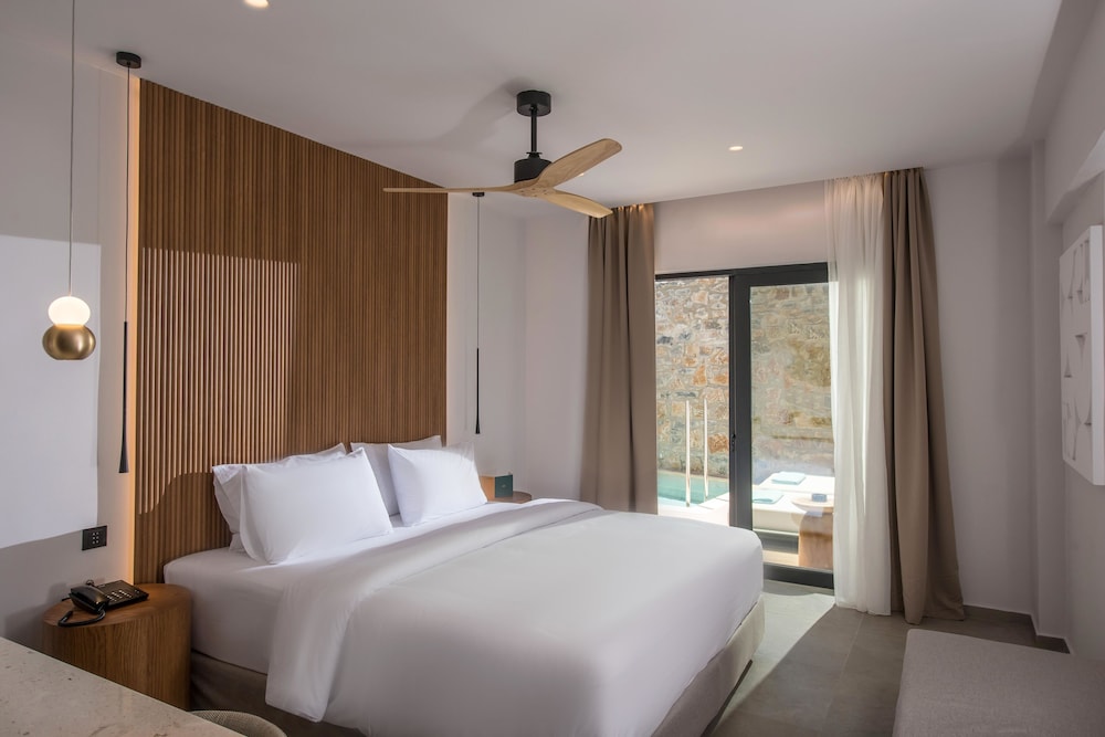 Noble Hotel Suites 11/50