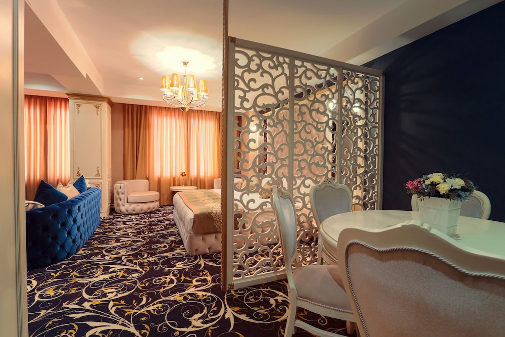 Gold Tbilisi Hotel 37/78