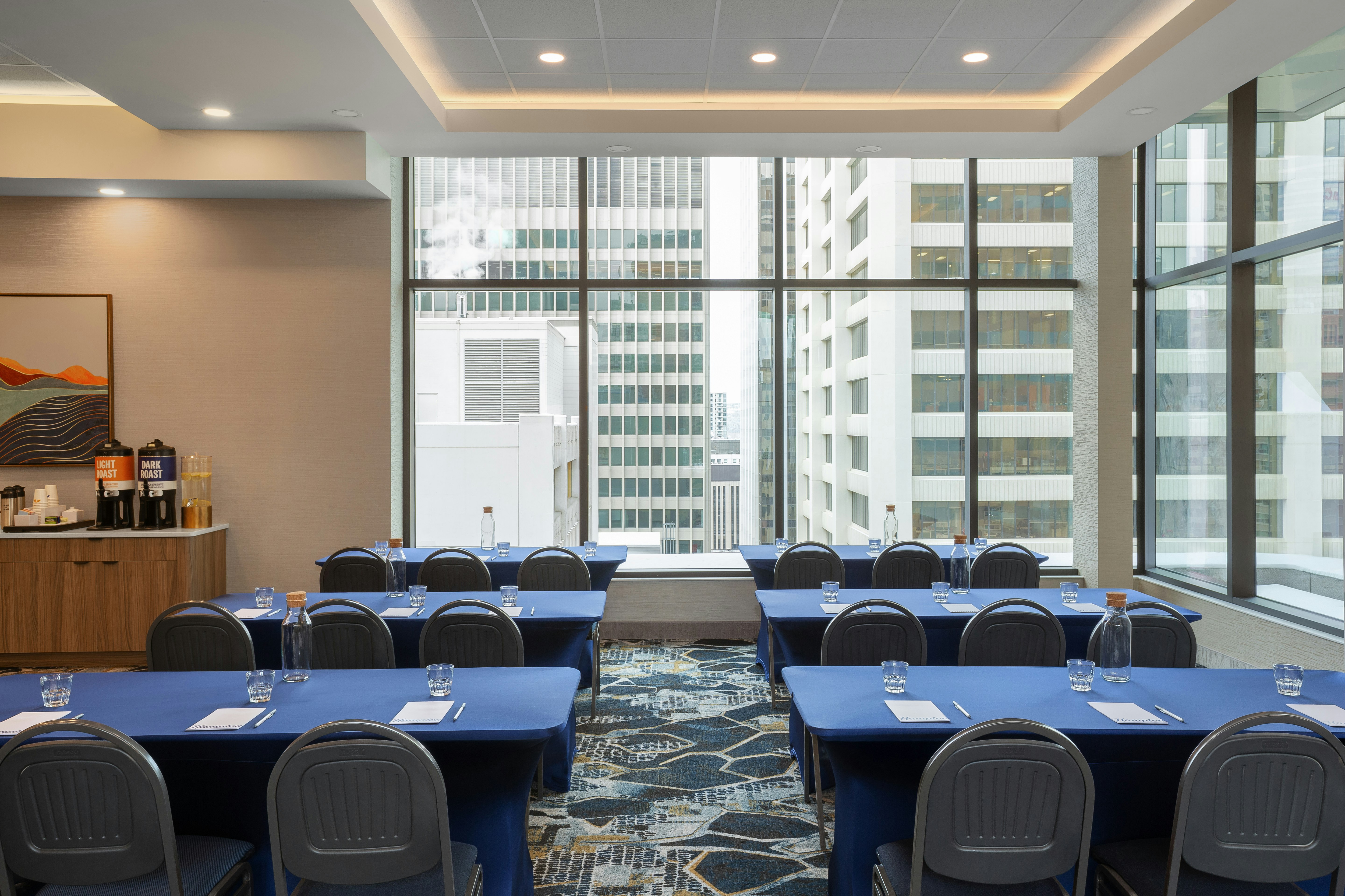 Hampton Inn by Hilton Calgary Downtown 38/41