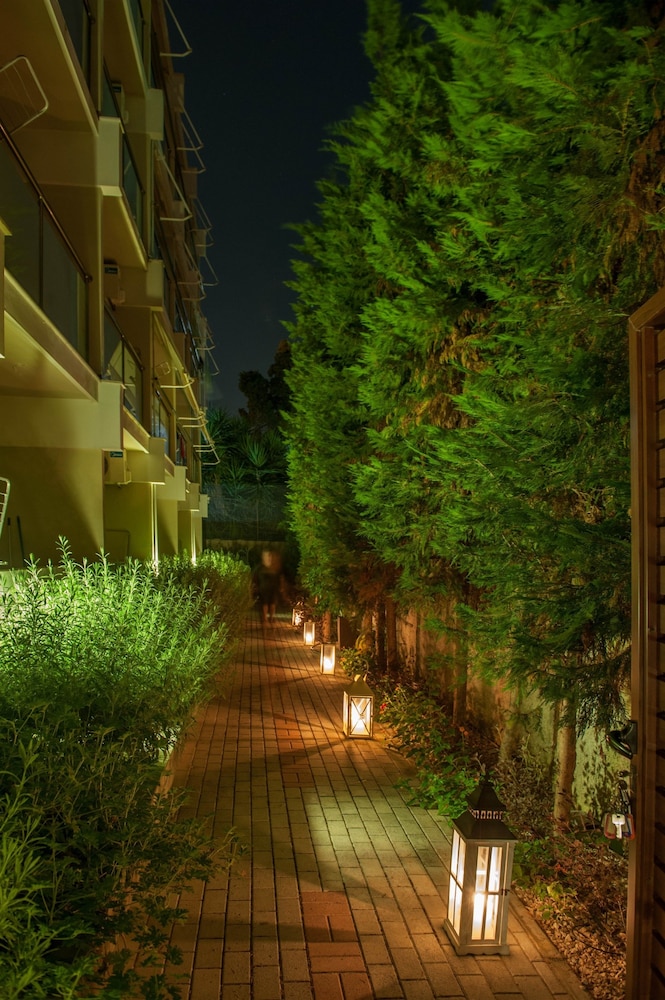 Galaxias City Hotel Rhodes 60/66