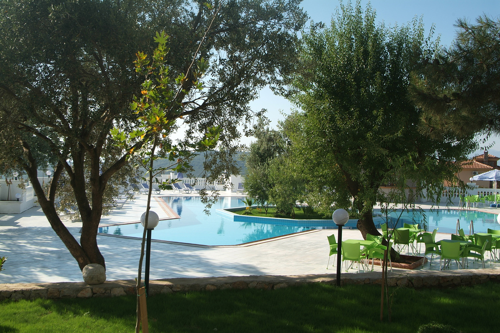 Sunshine Holiday Resort 56/66