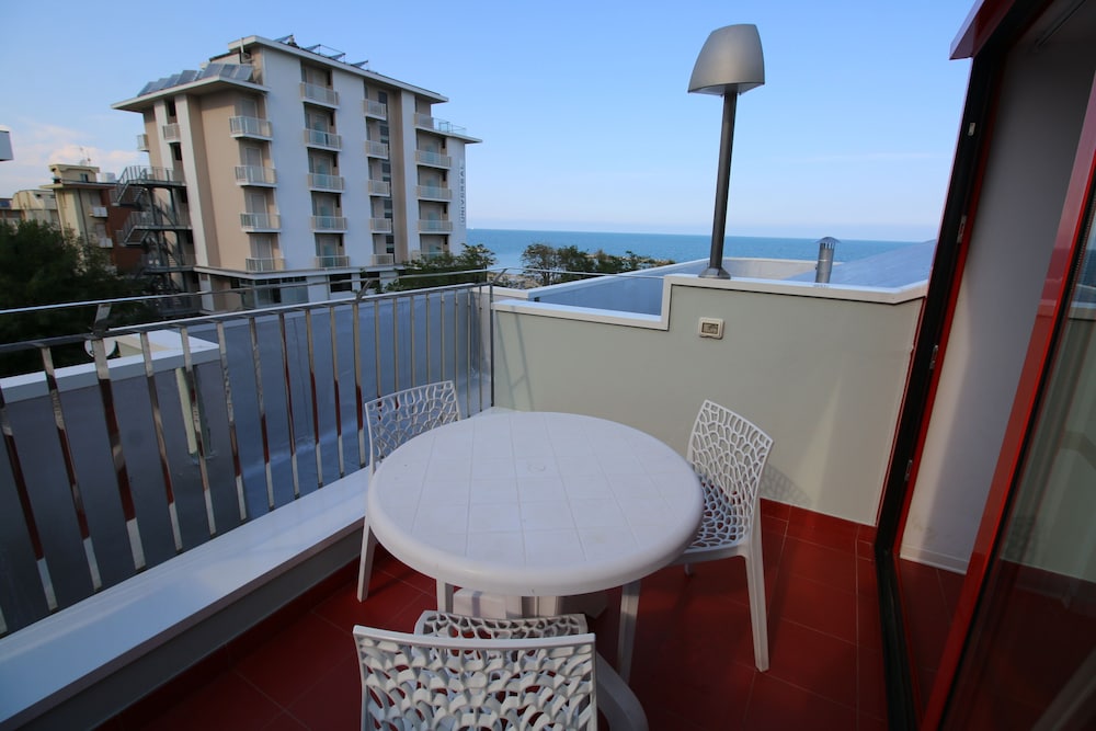 Hotel Residenza Giardino 2/50