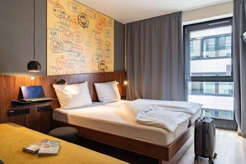Room, Double Bed