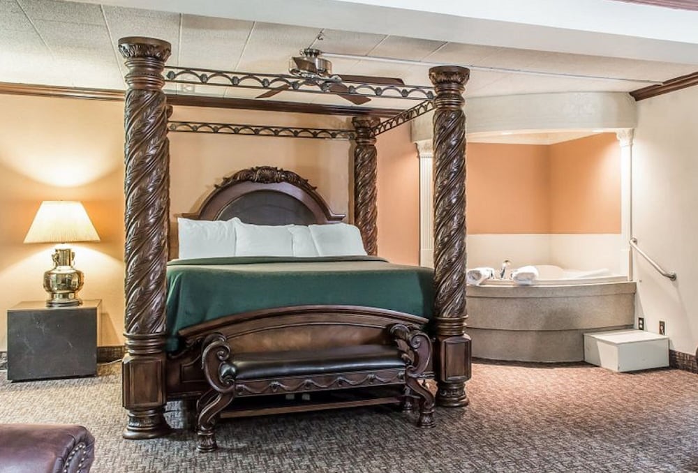 FairBridge Inn & Suites Poconos 15/29