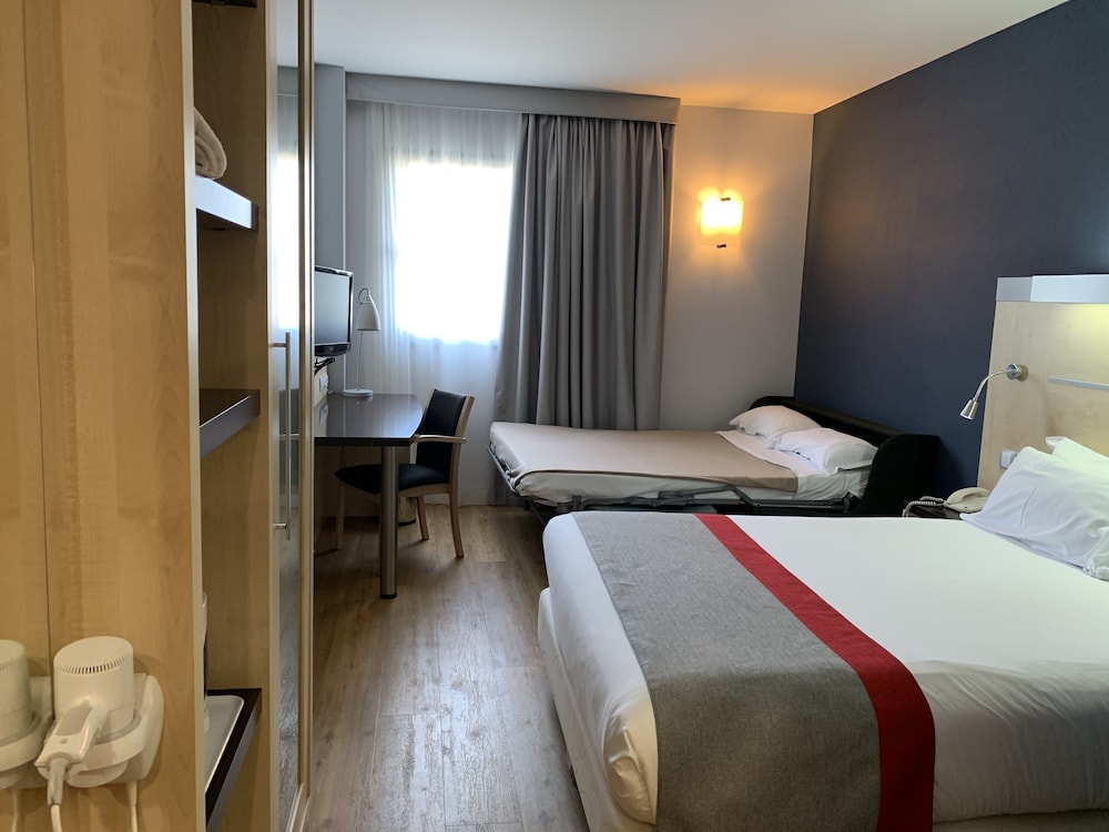 HOLIDAY INN EXPRESS VITORIA 19/43
