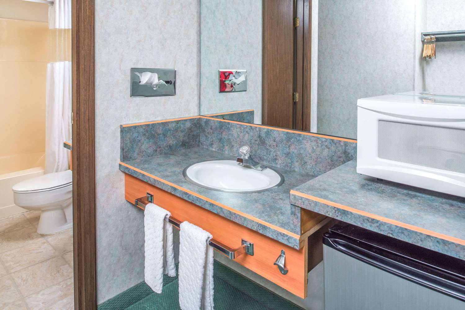 Travelodge By Wyndham Kalispell 32/34