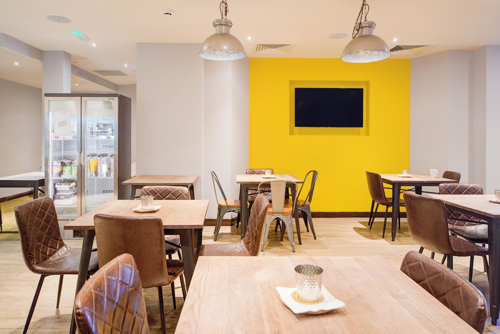 Belvilla Newport City Centre Hotel - Lifestyle 39/47