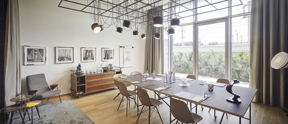 Andaz Vienna Am Belvedere -A Concept By Hyatt 35/50