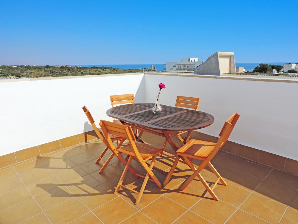 Marblau Hostal 22/50