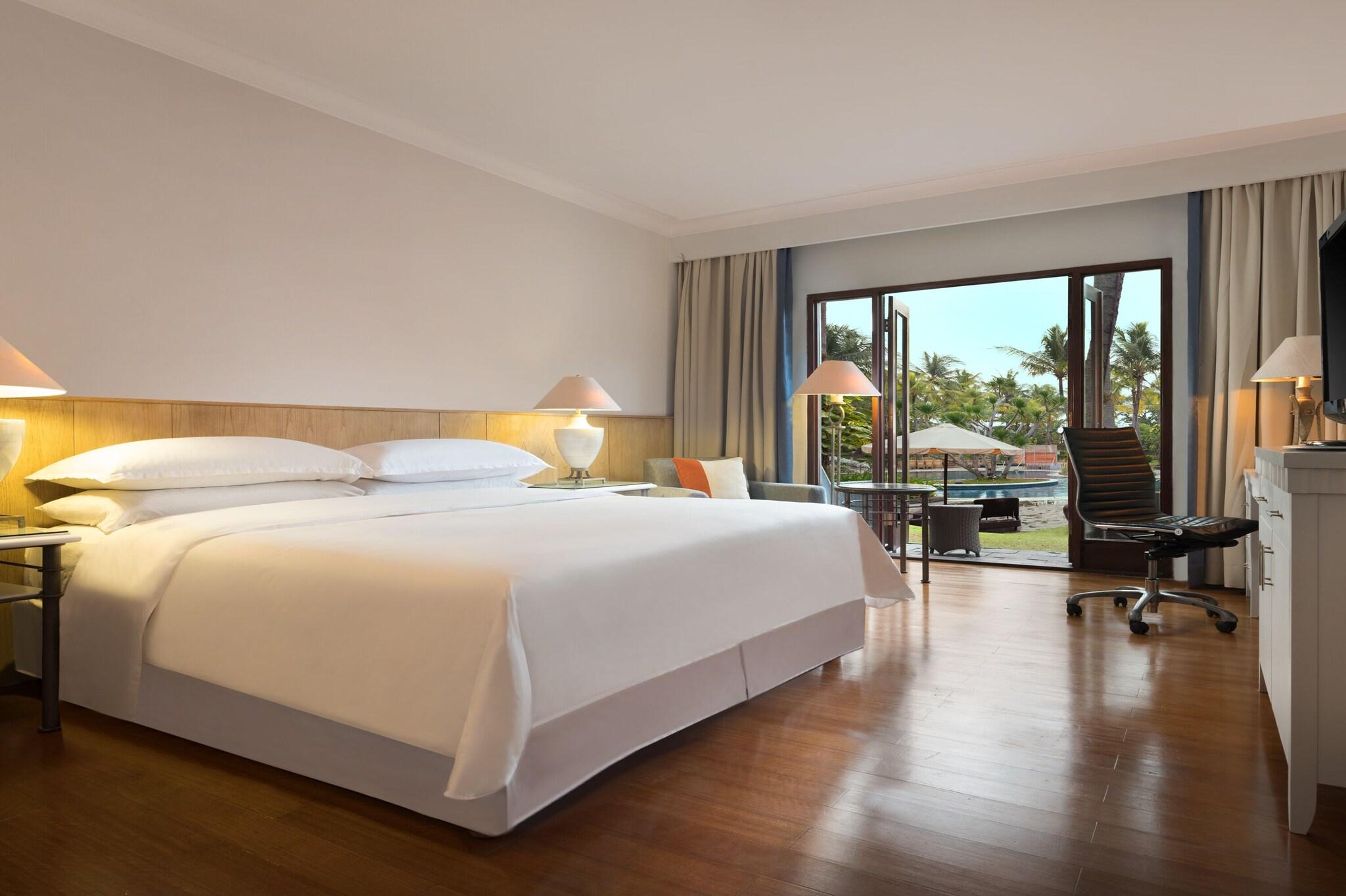 SHL Hotel and Resort 24/77