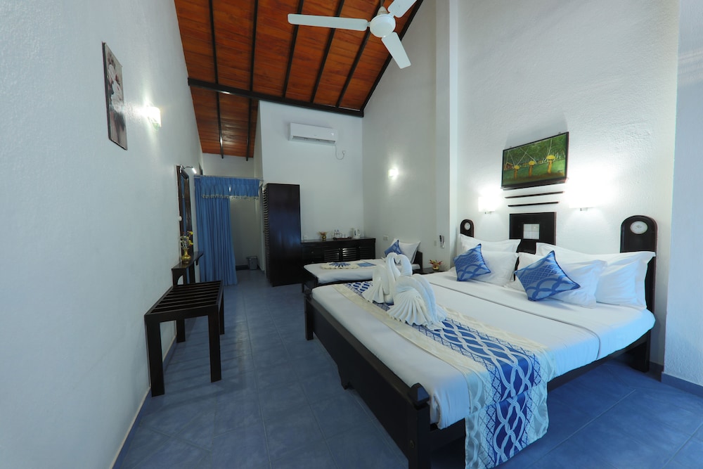 Dalawella Beach Resort 19/51
