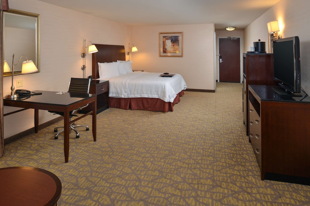 Hampton Inn & Suites Tacoma 16/46