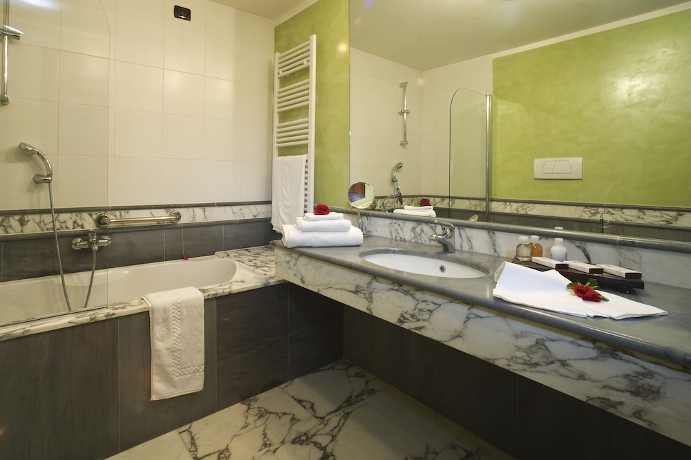 Albergo dell Agenzia 29/76